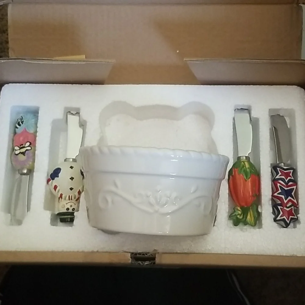 Stoneware Collection - Picture 3 of 6